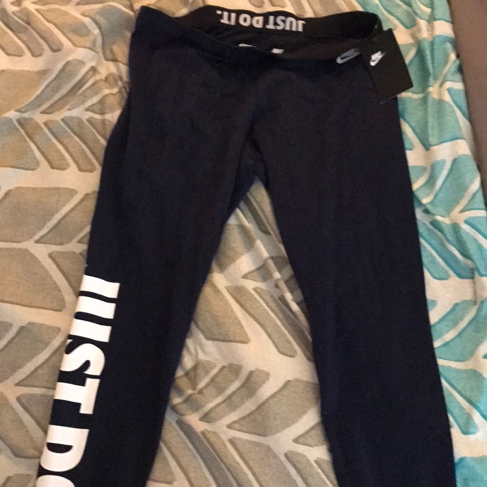 Nike Leggings BNWT Leg A See